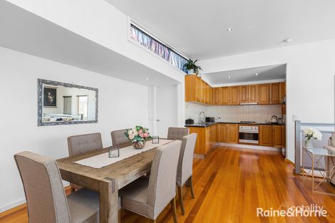 Property photo of 5 Deborah Lane Newport VIC 3015