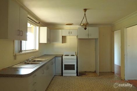 Property photo of 3 Coolatai Crescent Bossley Park NSW 2176