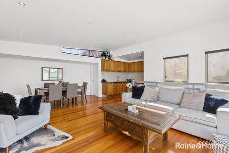 Property photo of 5 Deborah Lane Newport VIC 3015