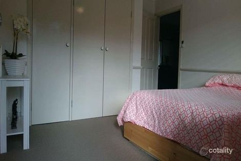 Property photo of 2 Glen Parade Ashgrove QLD 4060