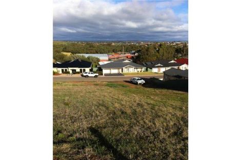 Property photo of 10 Shrike Place Hewett SA 5118