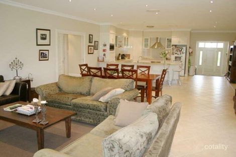 Property photo of 25 Englewood Avenue Dubbo NSW 2830