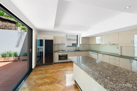 Property photo of 2/38 Yarranabbe Road Darling Point NSW 2027