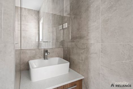 Property photo of 10 Kamala Drive Tarneit VIC 3029