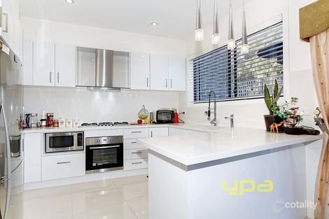 Property photo of 2/104 Dallas Drive Dallas VIC 3047