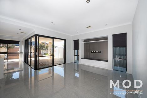 Property photo of 14 Bromsgrove Street Wellard WA 6170