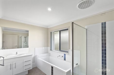 Property photo of 24 Pepperberry Circuit Peregian Springs QLD 4573