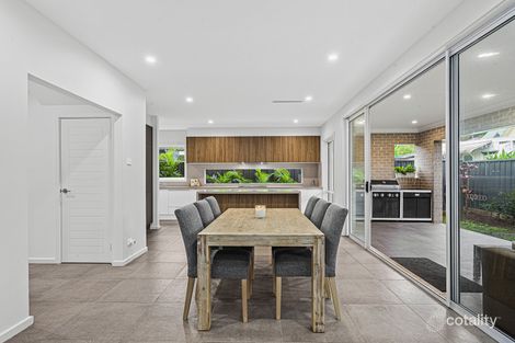 5a Lachlan St, Thirroul, NSW 2515