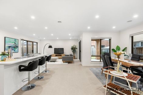 Property photo of 41 Carnegie Road Point Cook VIC 3030