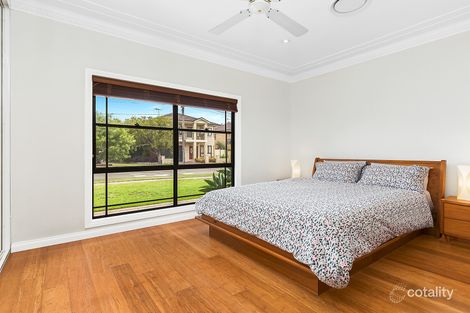 Property photo of 4 Edinburgh Drive Revesby Heights NSW 2212