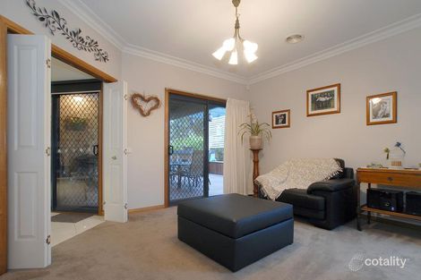 Property photo of 15 Commonwealth Terrace Sandhurst VIC 3977