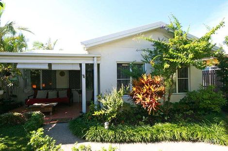 Property photo of 4 Carbine Close Smithfield QLD 4878