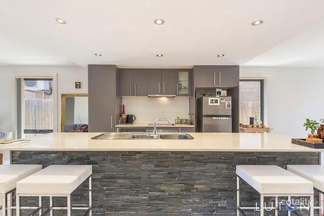 34 Moonlight Ave, Harrison, ACT 2914