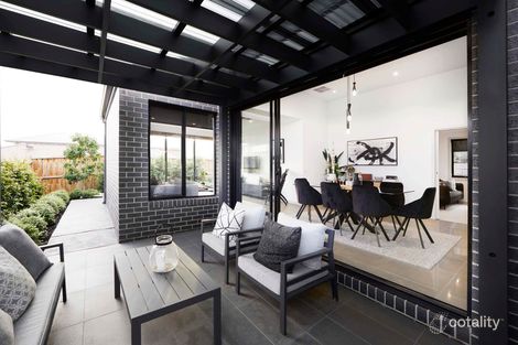 Property photo of 42 Highvale Rise Warragul VIC 3820
