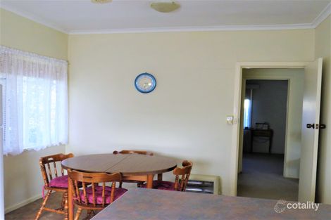 Property photo of 6 Redleaf Close Heathcote VIC 3523