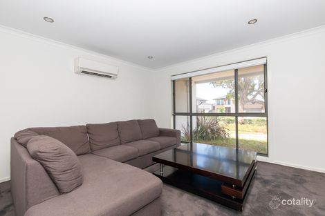 Property photo of 10 Wando Walk Wollert VIC 3750