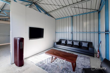 Property photo of 2 Whitely Place Australind WA 6233