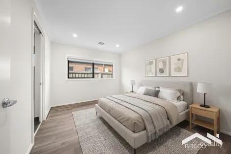 Property photo of 34 Mannagum Drive Beveridge VIC 3753