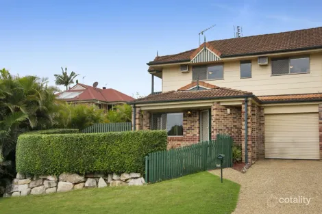 2/4 PARKLAKE DR, MUDGEERABA, QLD 4213
