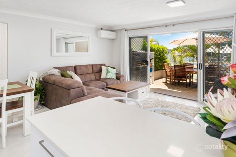 Property photo of 17/6 Back Street Biggera Waters QLD 4216