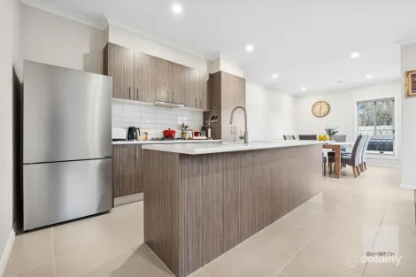 Property photo of 1B Lyndall Court Hoppers Crossing VIC 3029