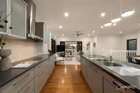 Property photo of 11 Ruby Avenue Tarragindi QLD 4121