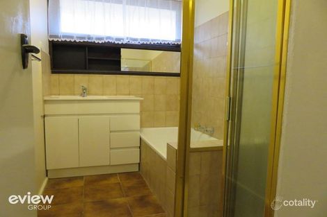 120 Fountain Dr, Narre Warren, VIC 3805