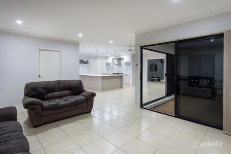 Property photo of 12 Helsal Court Coomera QLD 4209