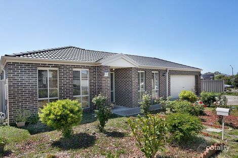 Property photo of 31 Dunbarrim Avenue Cairnlea VIC 3023