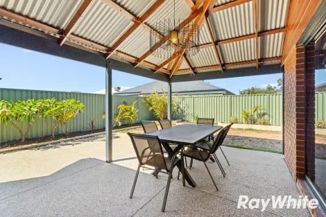 Property photo of 22 Goldseeker Loop Ravenswood WA 6208