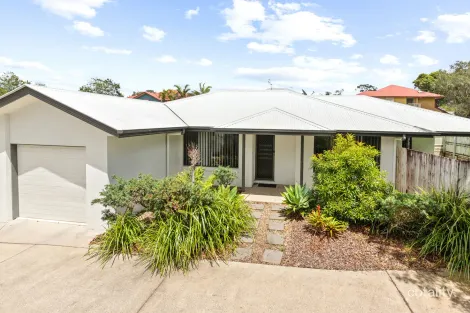17A LOW ST, YANDINA, QLD 4561