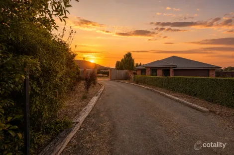315 Baxter Ct, Lavington, NSW 2641