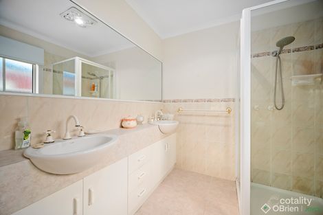 Property photo of 12 Red Gum Way Wangaratta VIC 3677