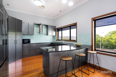 Property photo of 5 Sorensen Drive Figtree NSW 2525