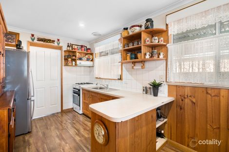 Property photo of 32 Ora Street Hampton Park VIC 3976