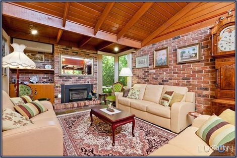Property photo of 6 Elm Way Jerrabomberra NSW 2619