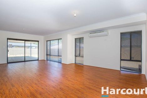 Property photo of 4 Ringtail Path Dawesville WA 6211