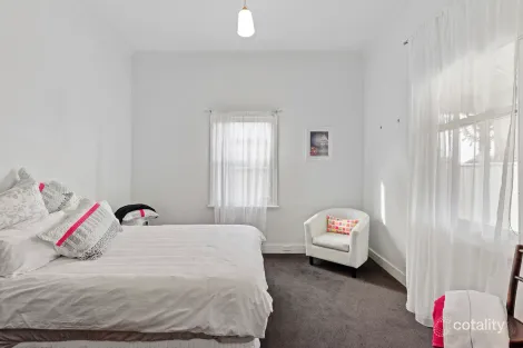 Property photo of 1/21 Heinz Street White Hills VIC 3550