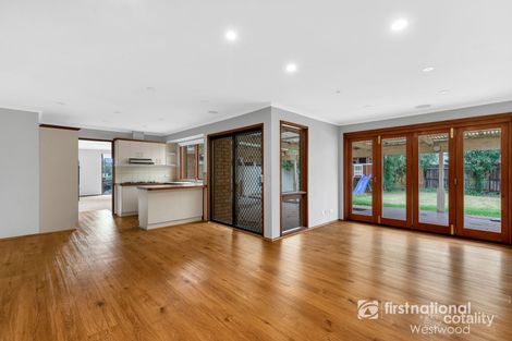 Property photo of 3 Rory Court Werribee VIC 3030