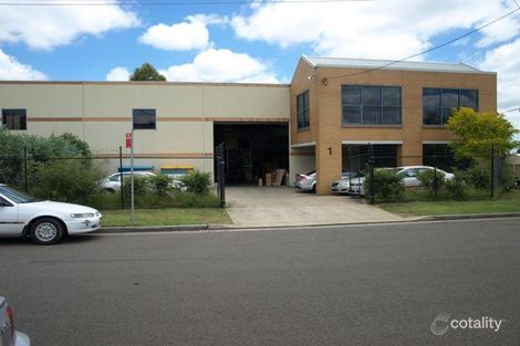 1 Spireton Pl, Pendle Hill, NSW 2145