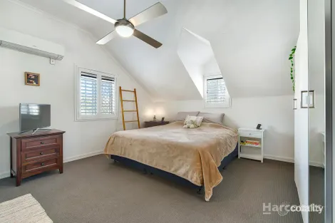 Property photo of 1/13 Pepperina Place Fitzgibbon QLD 4018