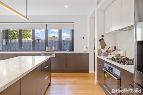 Property photo of 2 Coolabah Street Doncaster VIC 3108