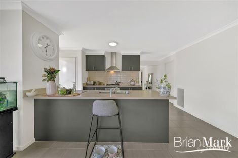Property photo of 10 Rous Street Wyndham Vale VIC 3024