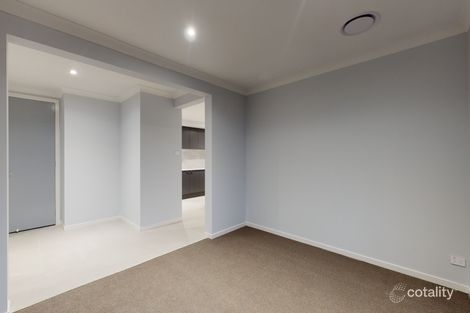 Property photo of 263 Settlers Boulevard Chisholm NSW 2322