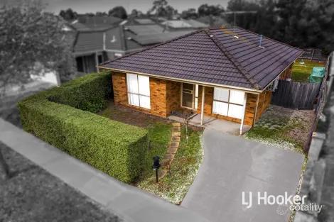 Property photo of 25 Bellbrae Crescent Cranbourne West VIC 3977