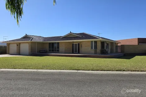 18 Ayres Cres, Lancelin, WA 6044