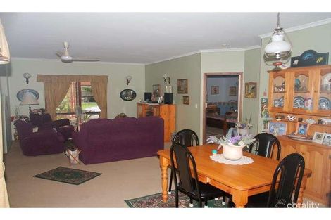 Property photo of 47 Birdlife Court Nerang QLD 4211