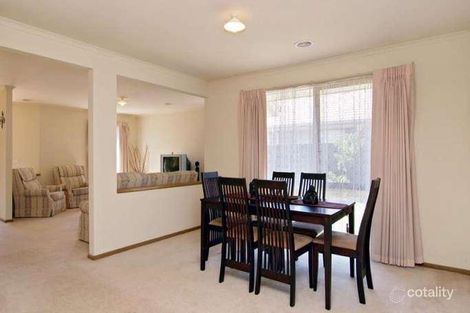 Property photo of 14 Fernlea Avenue Rowville VIC 3178