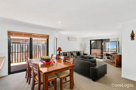 Property photo of 11/24 Amsonia Court Arundel QLD 4214