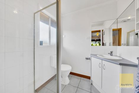 Property photo of 1 Anchorage Street Point Cook VIC 3030